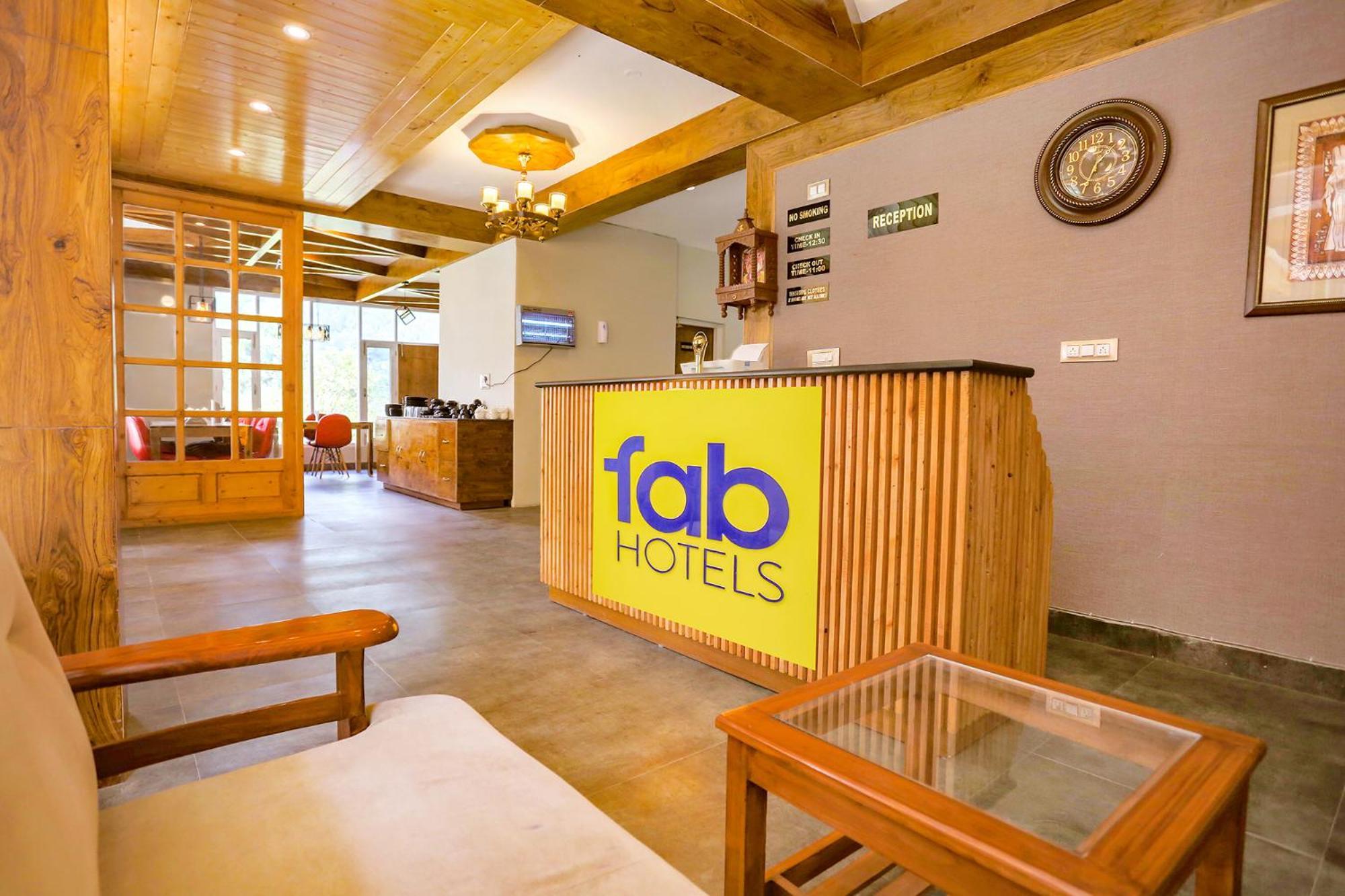 Fabhotel Outhills Manāli Eksteriør bilde